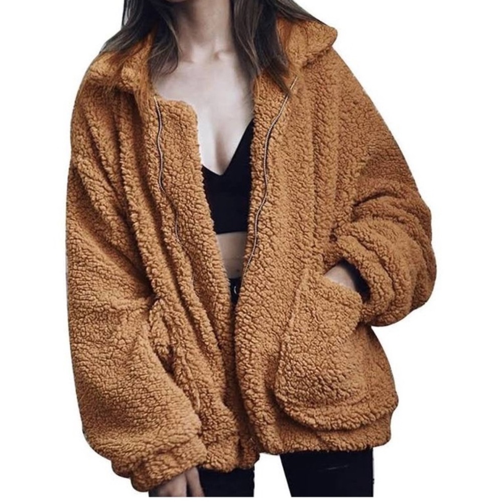 Urban Outfitters Oversized Faux Sherpa Zip-Up Jacket